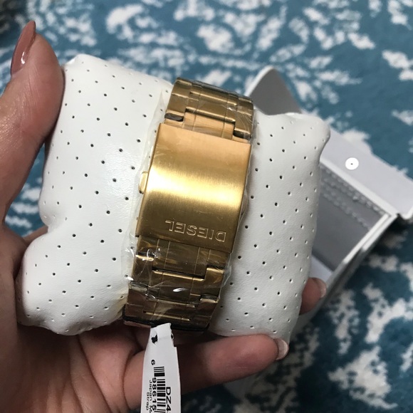 Diesel men’s chronograph gold watch DZ4377 NWT - Picture 4 of 7